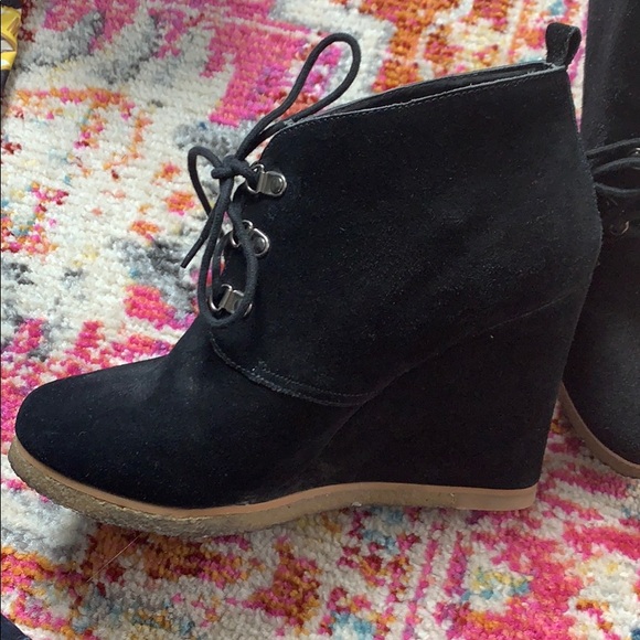 Steve Madden Booties - Picture 3 of 6